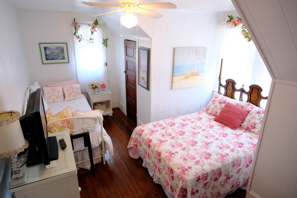 Family dormer suite with two beds